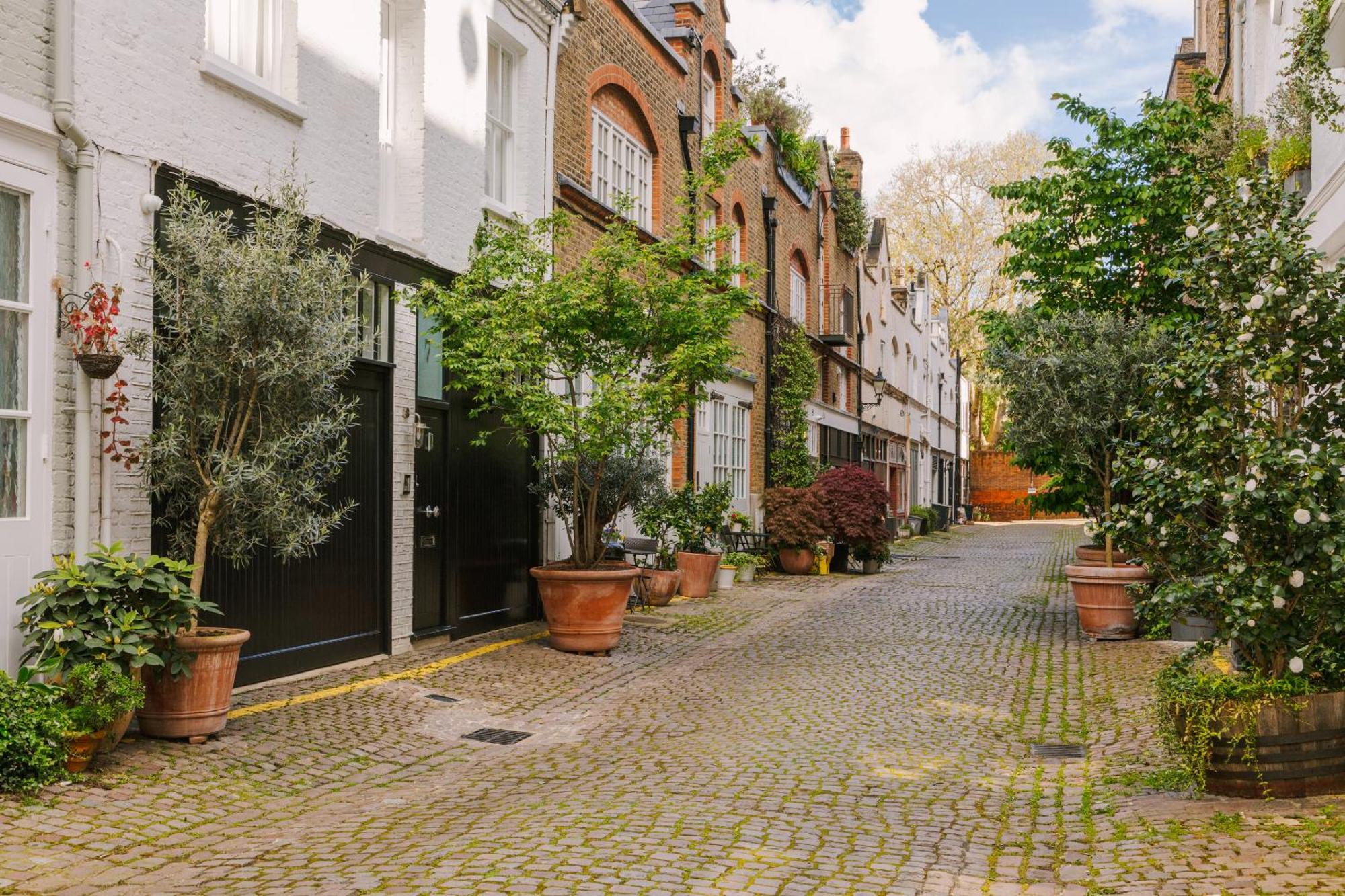 Sonder The Gilbert Hotel London Exterior photo