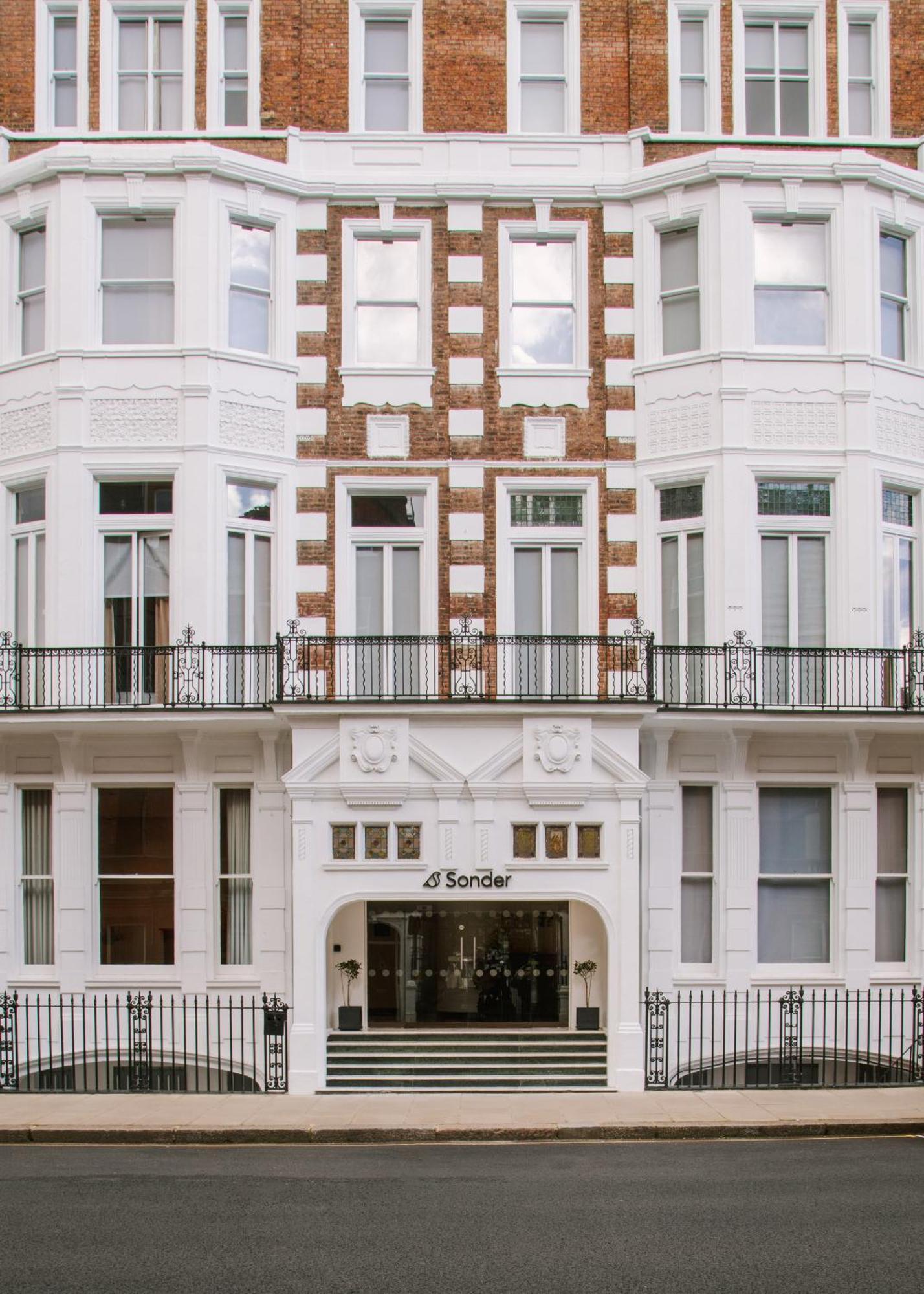 Sonder The Gilbert Hotel London Exterior photo